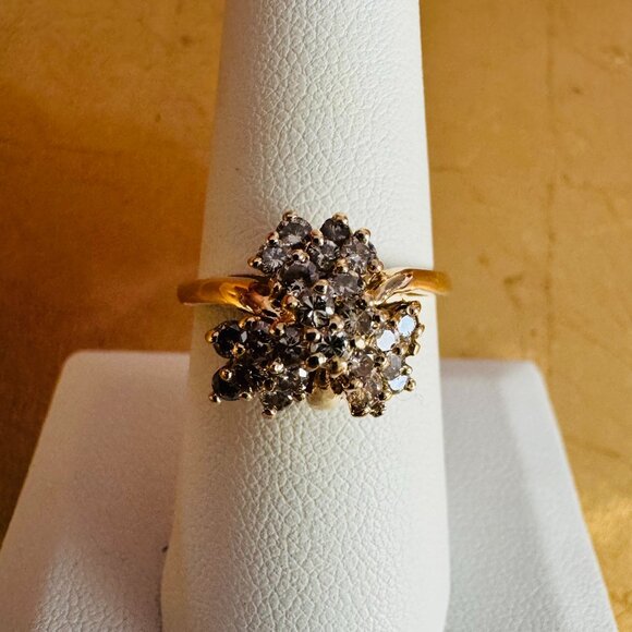 Vintage 14K Yellow Gold Floral Cluster Diamond Ring Statement Cocktail size 8 - Picture 1 of 6